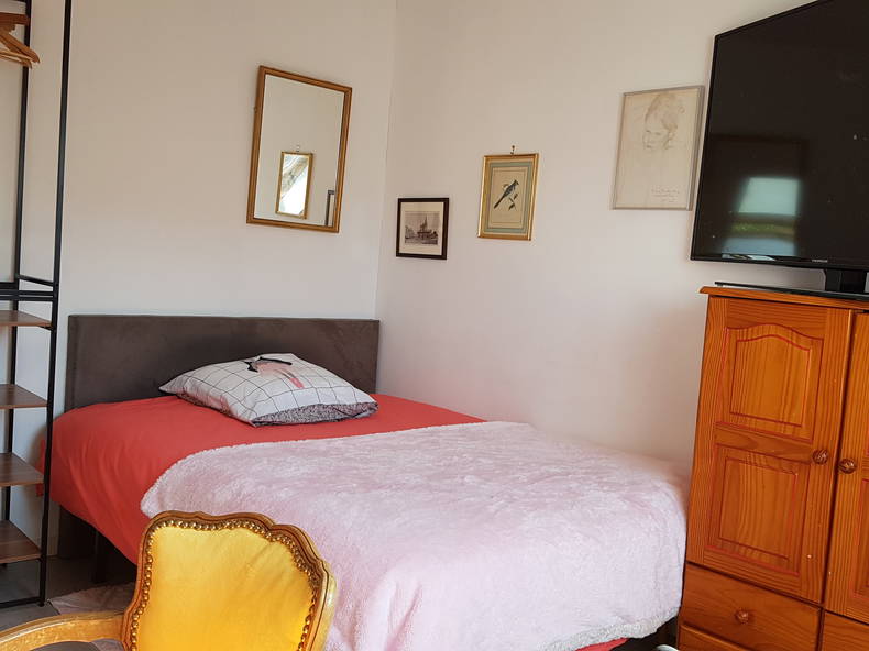 Entire Home Vannes 248582-5