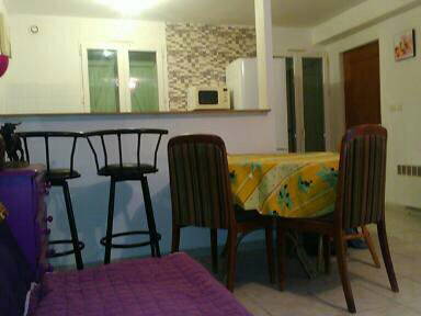 Entire Home Jonquières-Saint-Vincent 131759-2