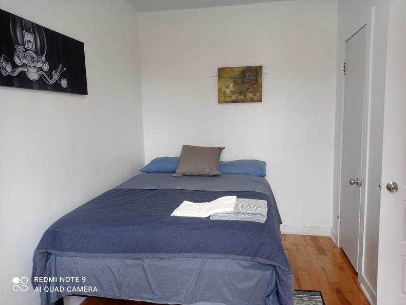 Toda La Casa Montréal 258069-4