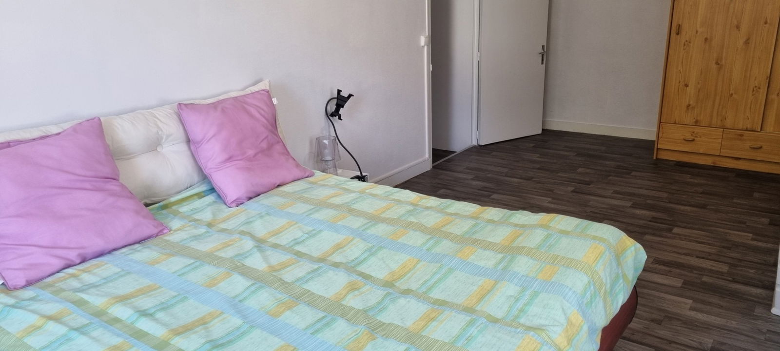 Onafhankelijke Studio Le Roc-Saint-André 122127