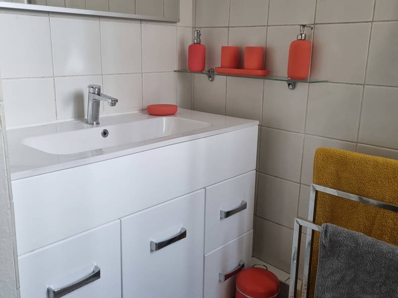 Kolokation Saint-Étienne 493111-5