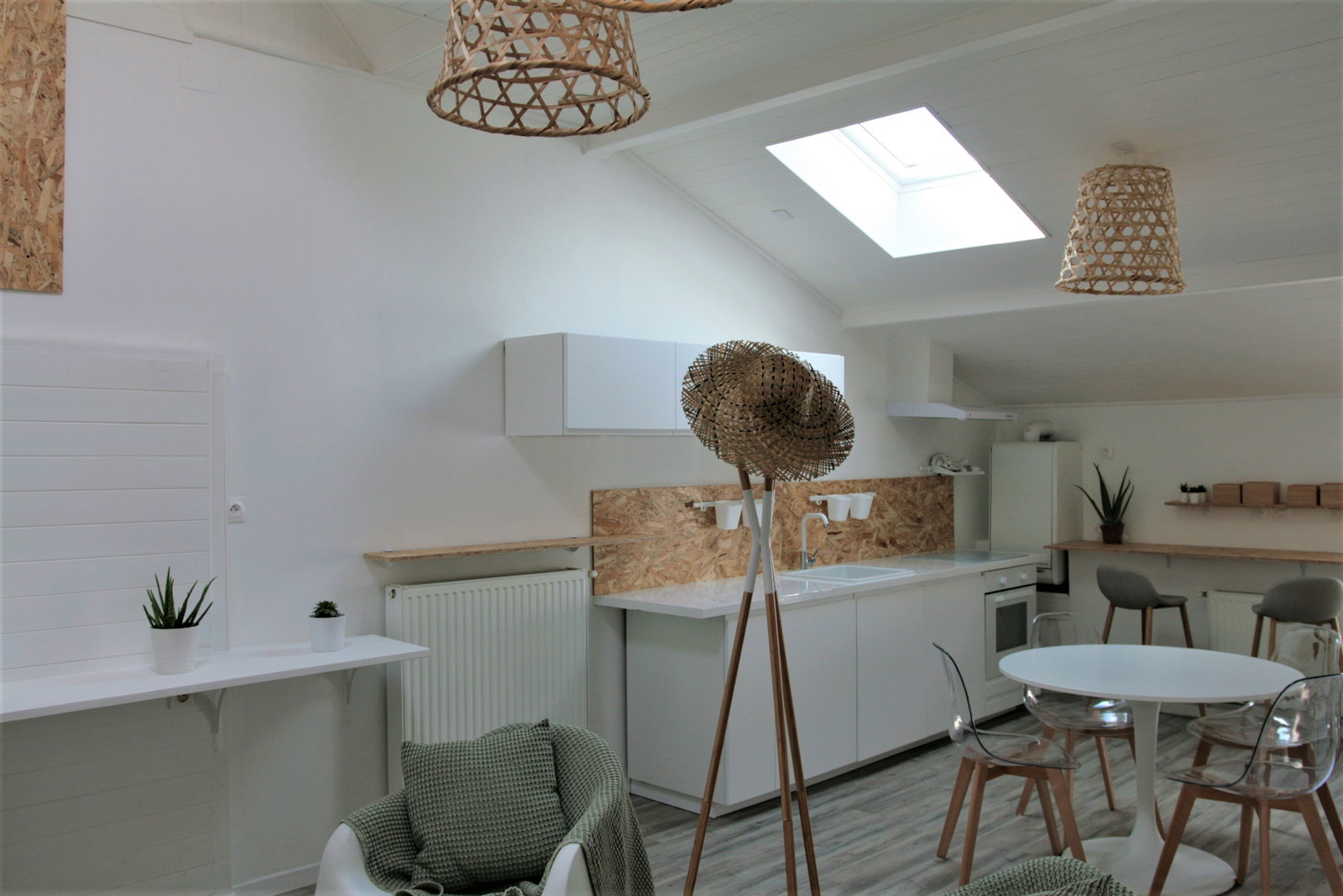 Kolokasie Bourg-de-Péage 647271