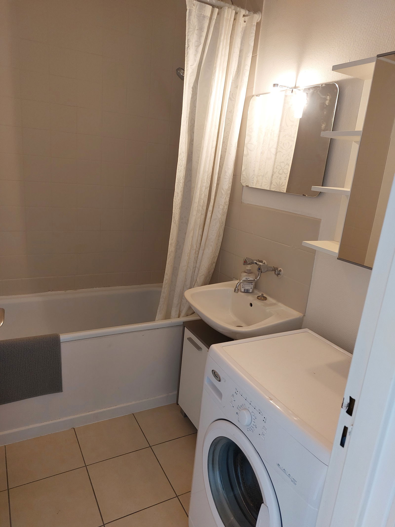 Colocatie Ferney-Voltaire 549669