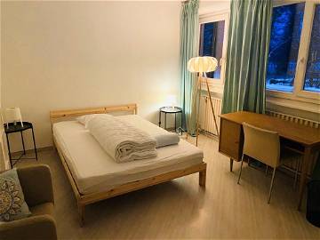 Roomlala | Tweepersoonskamer voor VN-stagiaires - Flatshare