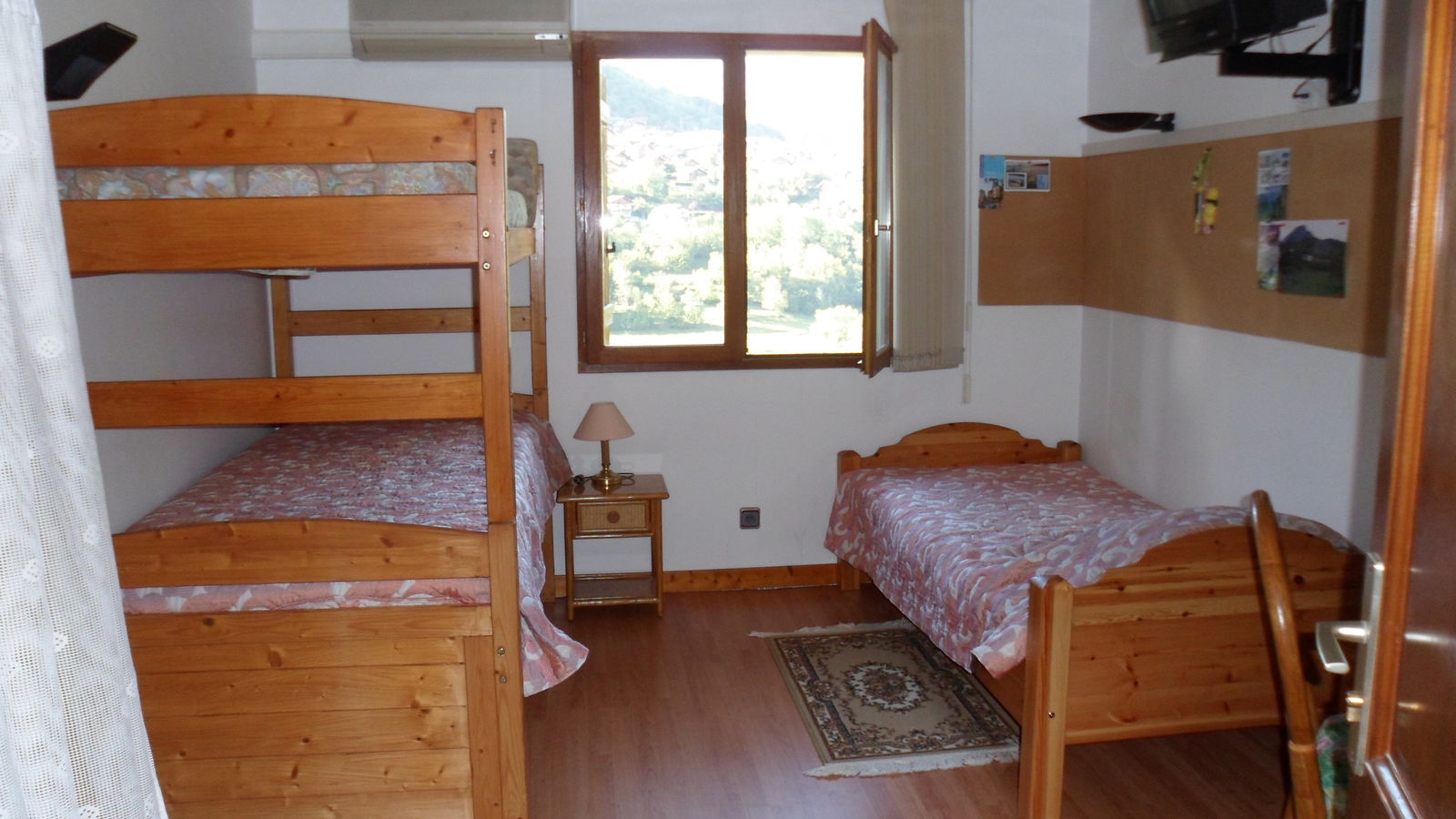 Entire Home Salins-les-Thermes 414089