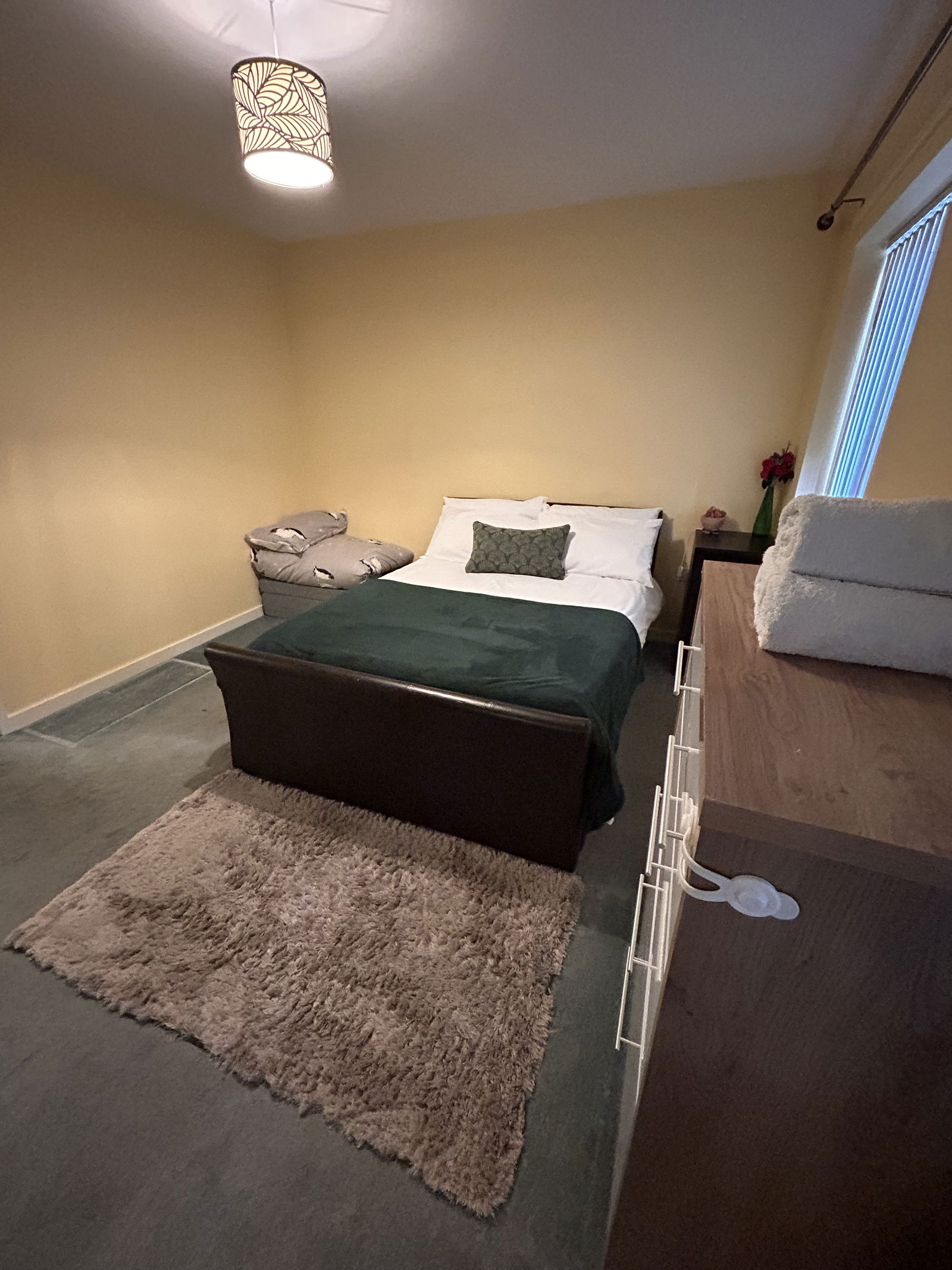 Homestay Slough 501774