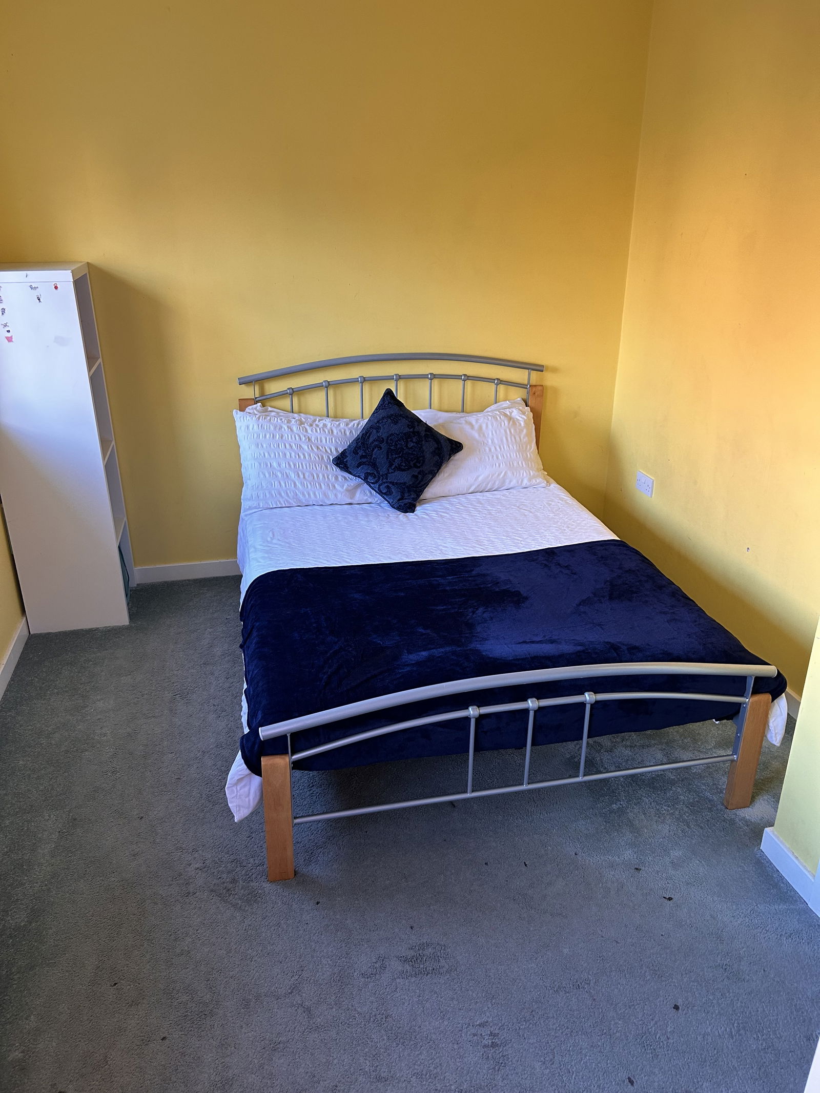 Homestay Slough 501774