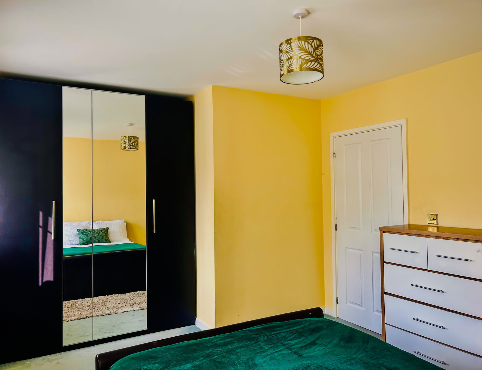 Homestay Slough 501774