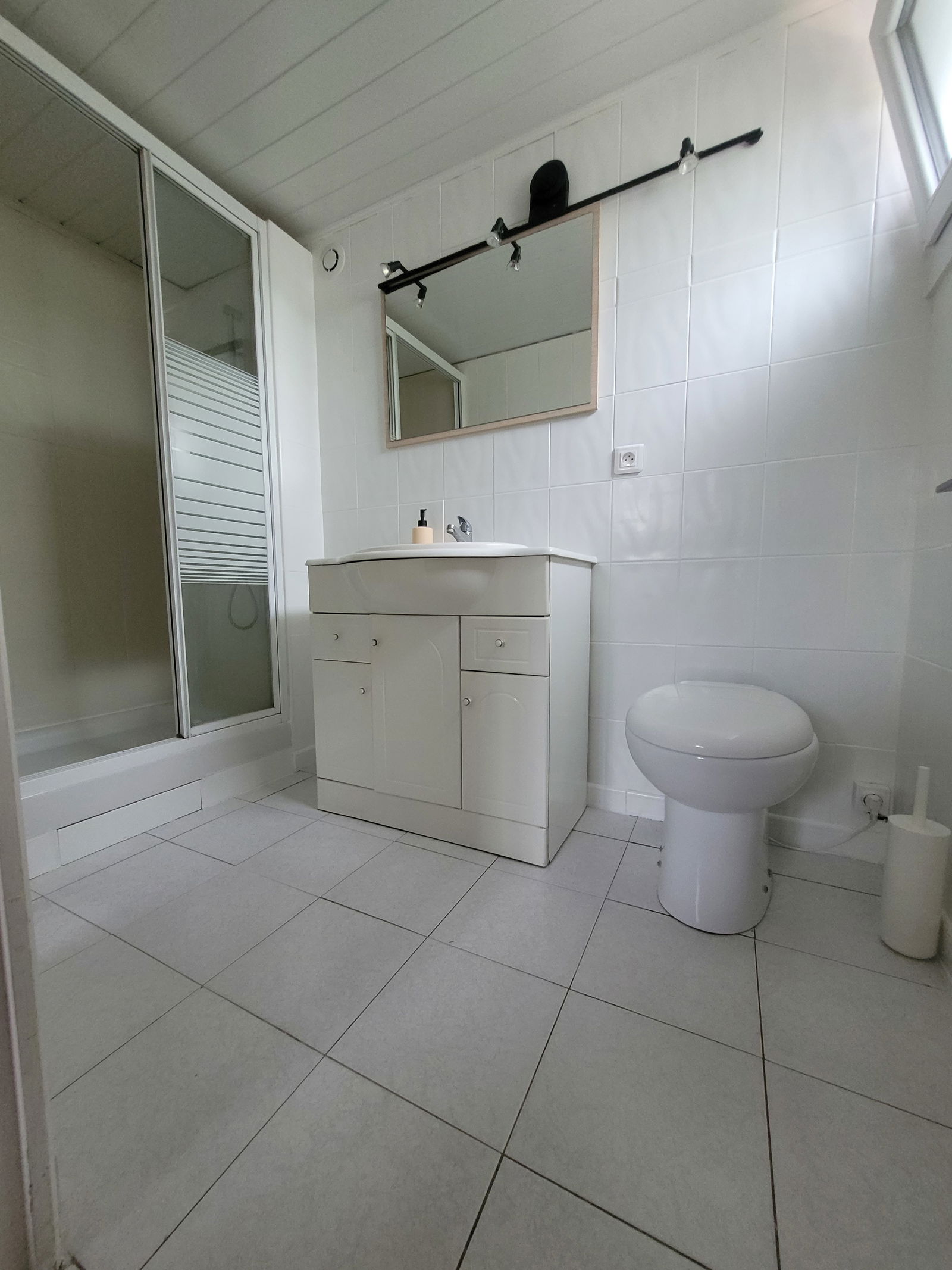 Entire Home Le Haillan 104236