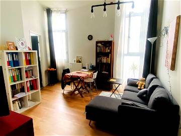 Roomlala | Two Rooms Furnished