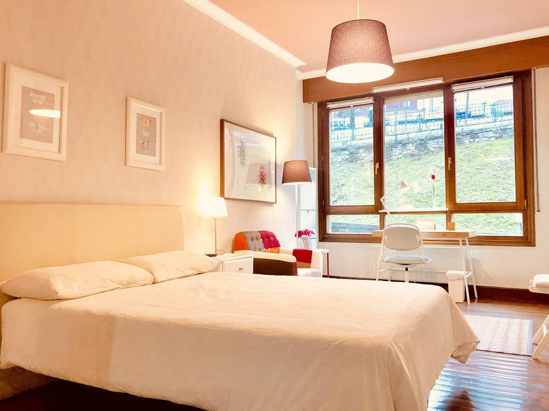 Quedarse En Casa Bilbo 206888-1