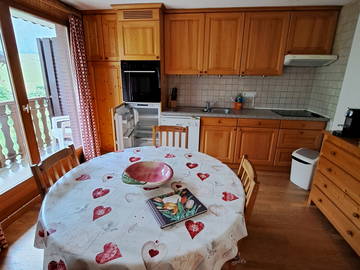 Roomlala | U podnóża stoków, mieszkanie 3 pokojowe