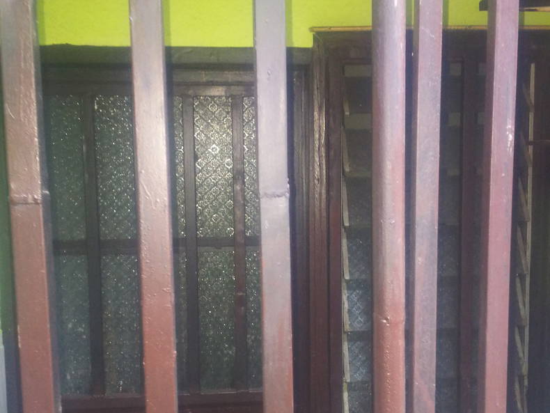 Hospedagem Em Casa De Família Douala 237363-4