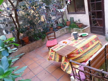 Roomlala | Um jardim no coração de Le Panier