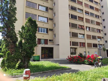 Roomlala | Uma vaga disponível em um apartamento compartilhado de 4 perto do campus