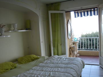 Roomlala | Uma varanda sobre o Mediterrâneo!