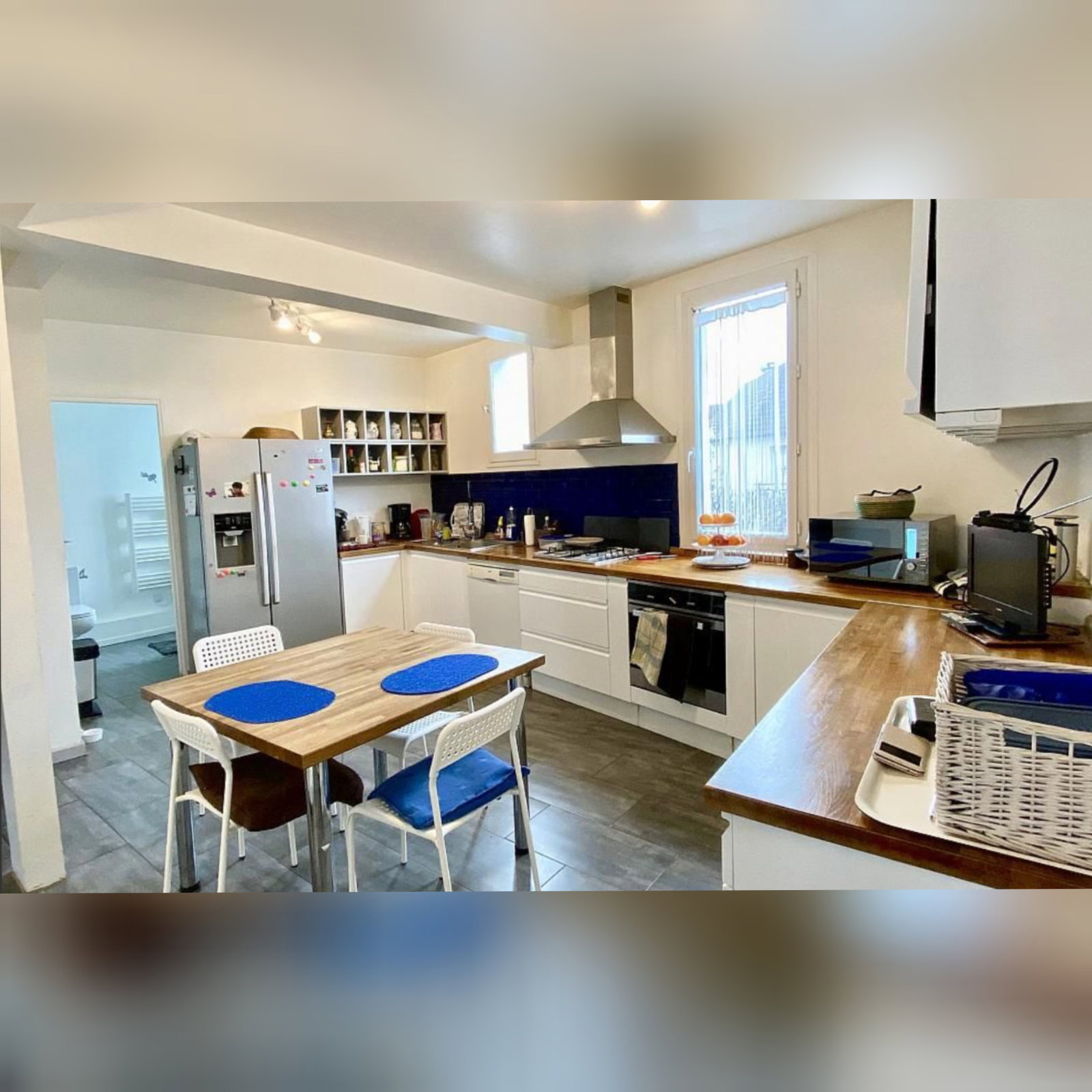 Kolokacja Champs-sur-Marne 242311