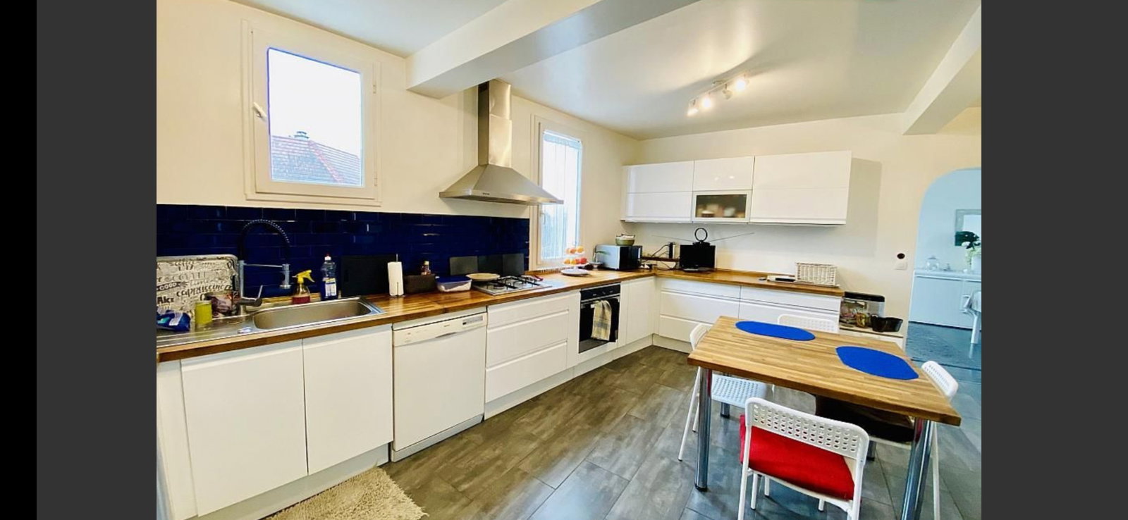 Kolokacja Champs-sur-Marne 242311