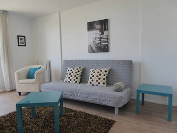 Roomlala | Umeblowane pokoje w mieszkaniu 100m2