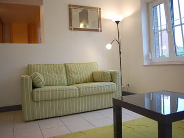 Roomlala | Umeblowane Studio Blisko Lille