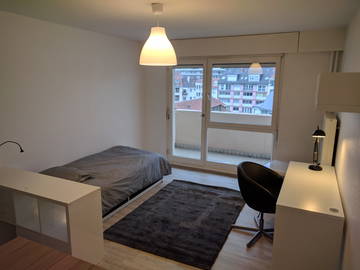 Roomlala | Umeblowane Studio Idealne dla Studentów