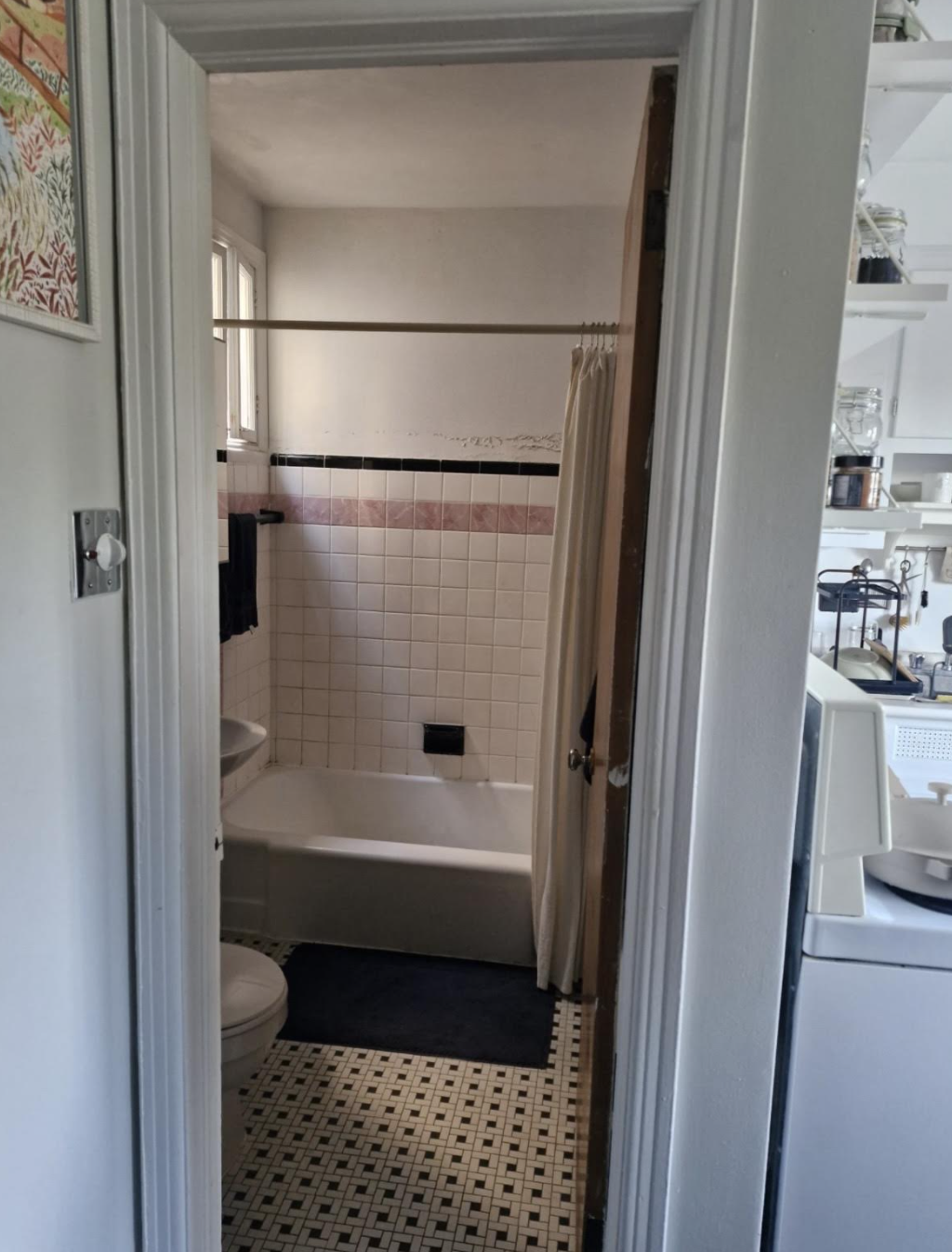 Homestay Paris 677002
