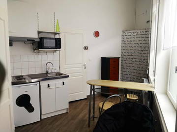 Roomlala | Umeblowane studio w Lille