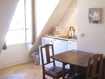 Roomlala |  Umeblowane studio w Paryżu 5