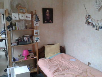 Roomlala | Umeblowany pokój 2-pokojowy do wynajęcia - stacja metra Gambetta Lille