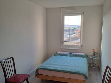 Roomlala | Umeblowany pokój do wynajęcia w mieszkaniu współdzielonym w Schiltigheim