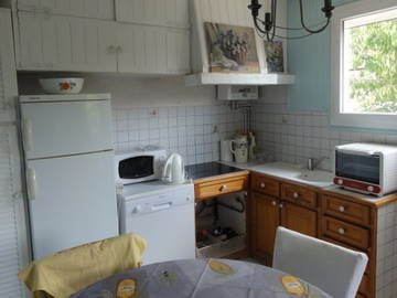 Roomlala | Umeblowany pokój do wynajęcia w pawilonie