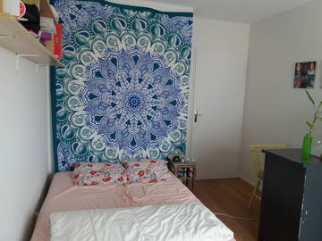 Roomlala | Umeblowany pokój do wynajęcia w Tuluzie