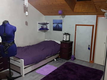 Roomlala | Umeblowany pokój w domu mieszkalnym