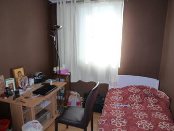 Roomlala | Umeblowany pokój w mieszkaniu 
