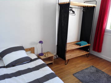 Roomlala | Umeblowany pokój w mieszkaniu współdzielonym