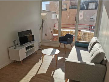 Roomlala | Umeblowany pokój w mieszkaniu współdzielonym