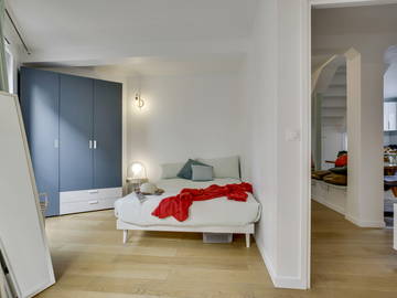 Roomlala | Umeblowany pokój z prywatną łazienką i usługami wliczonymi w cenę