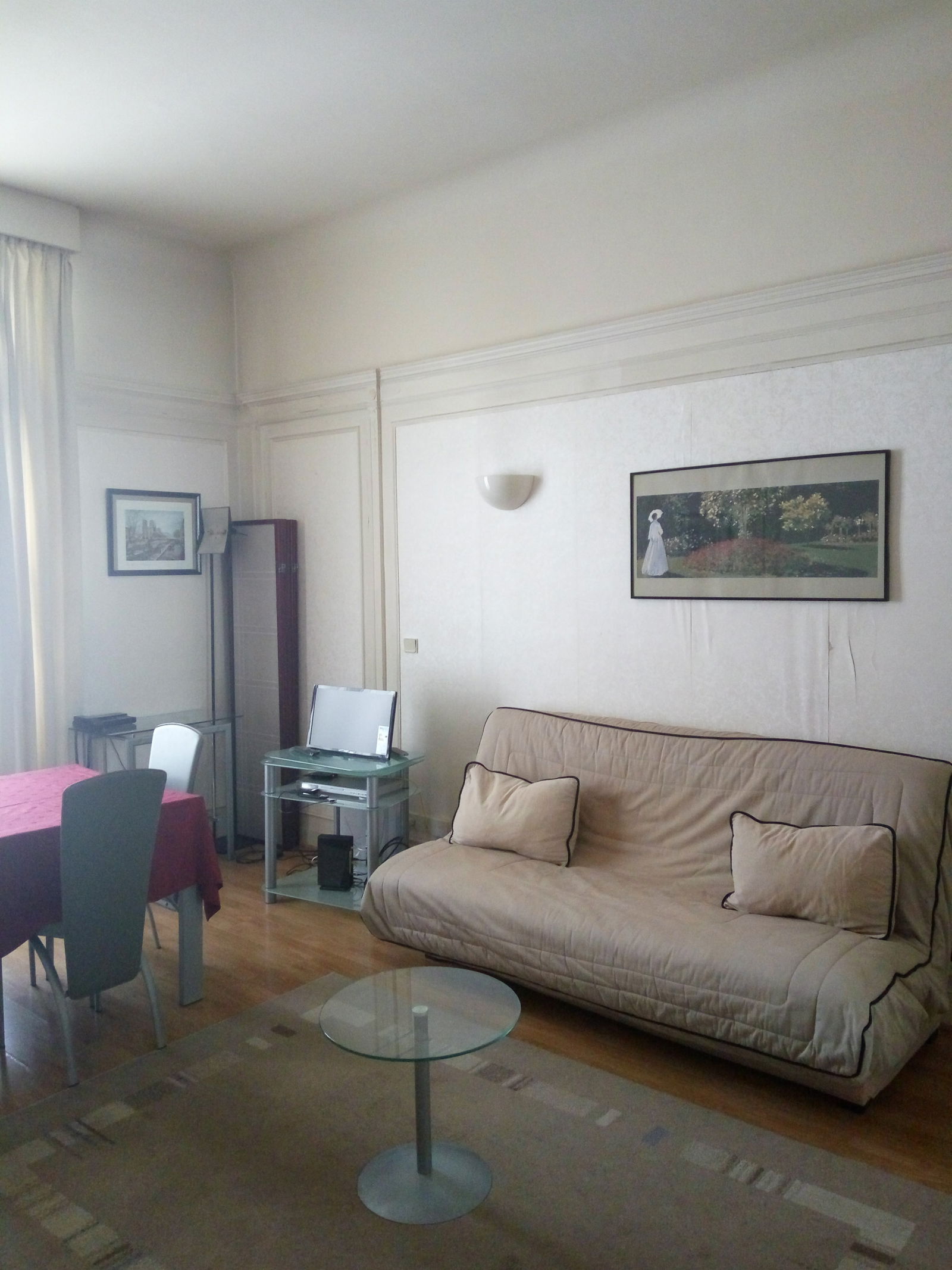 Estudio Independiente Paris 240477