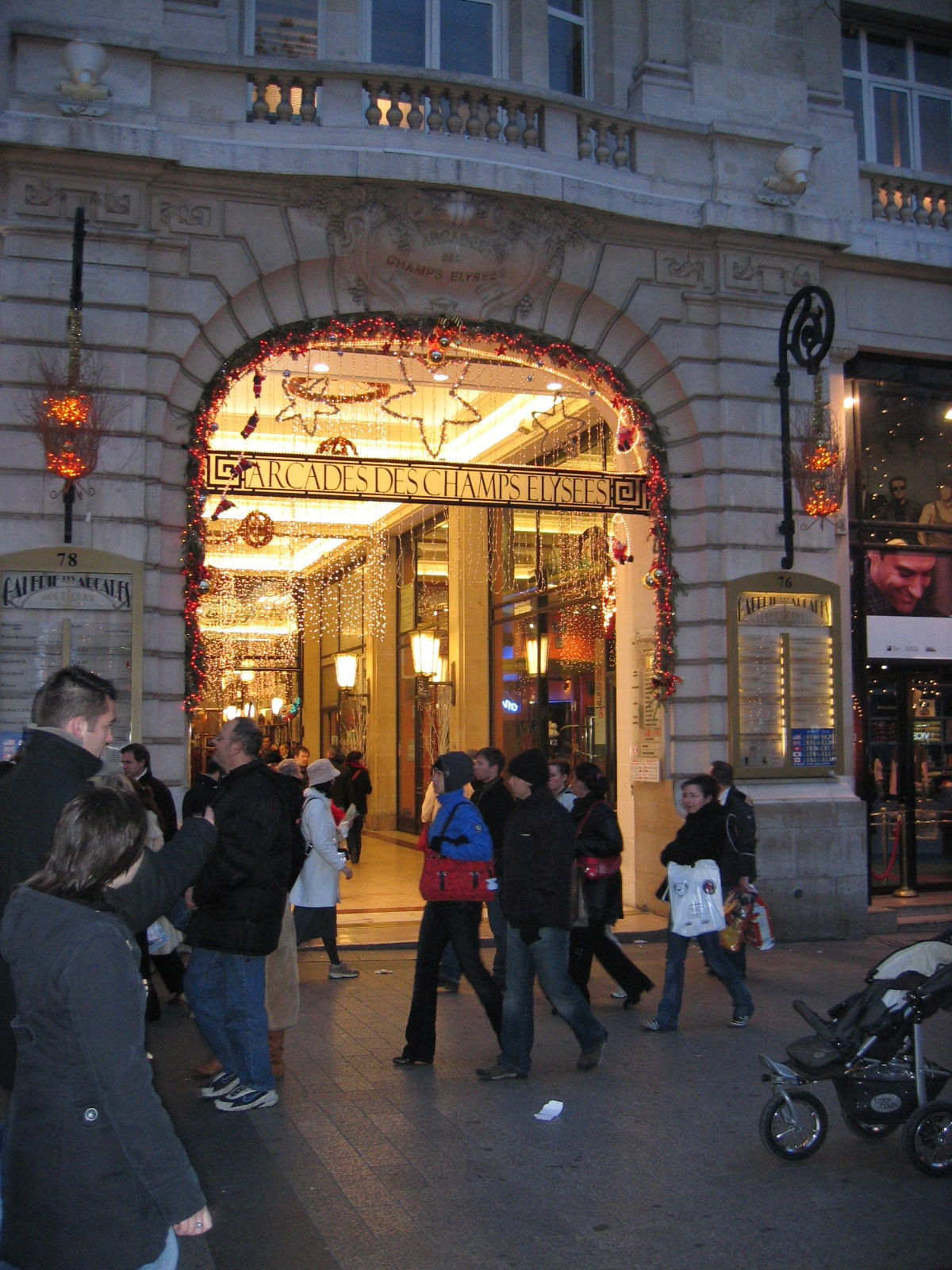 Estudio Independiente Paris 240477