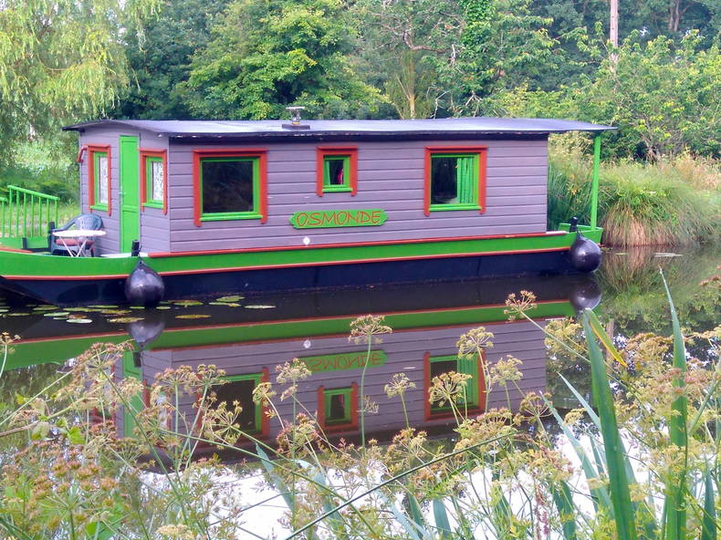 Entire Home Québriac 197029-2