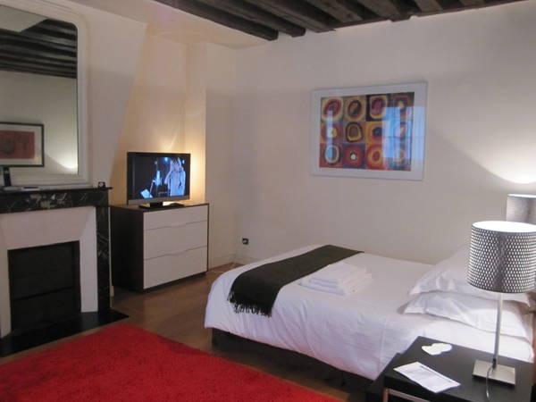 Homestay Paris 120128