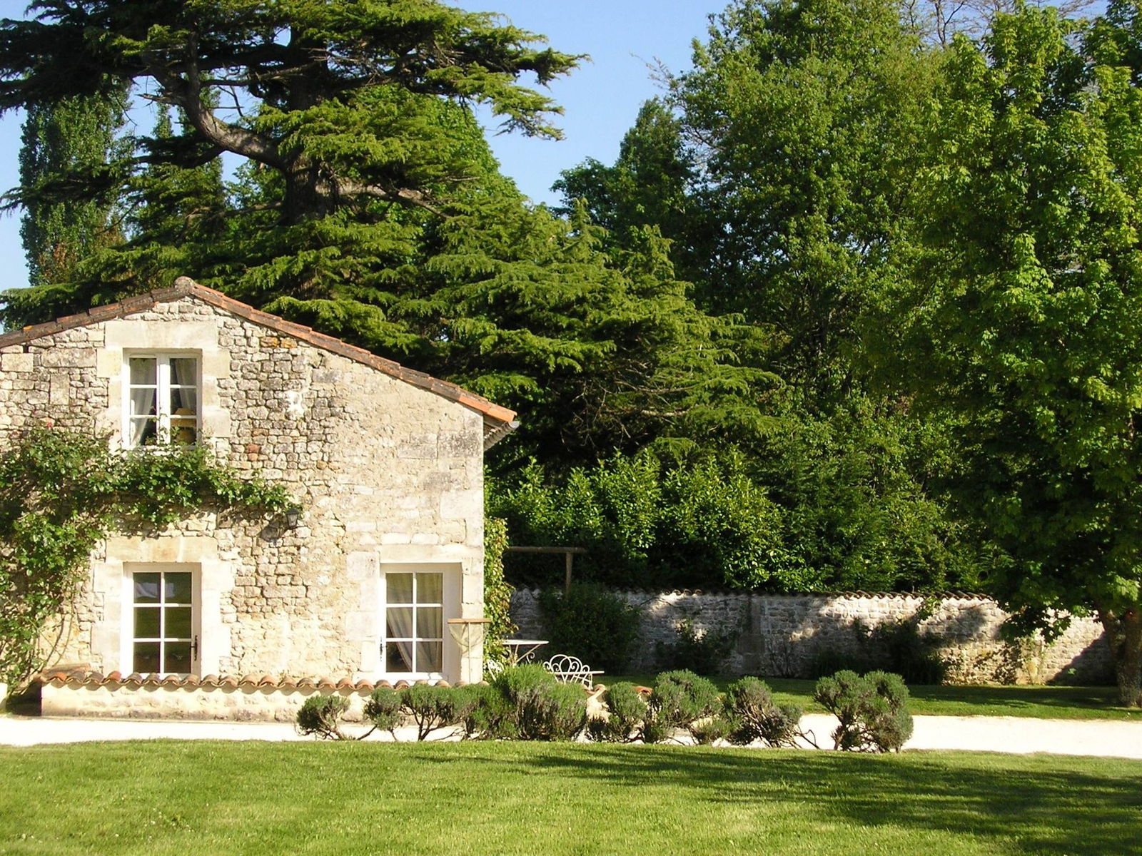 Quedarse En Casa Saint-Martial-de-Vitaterne 131986