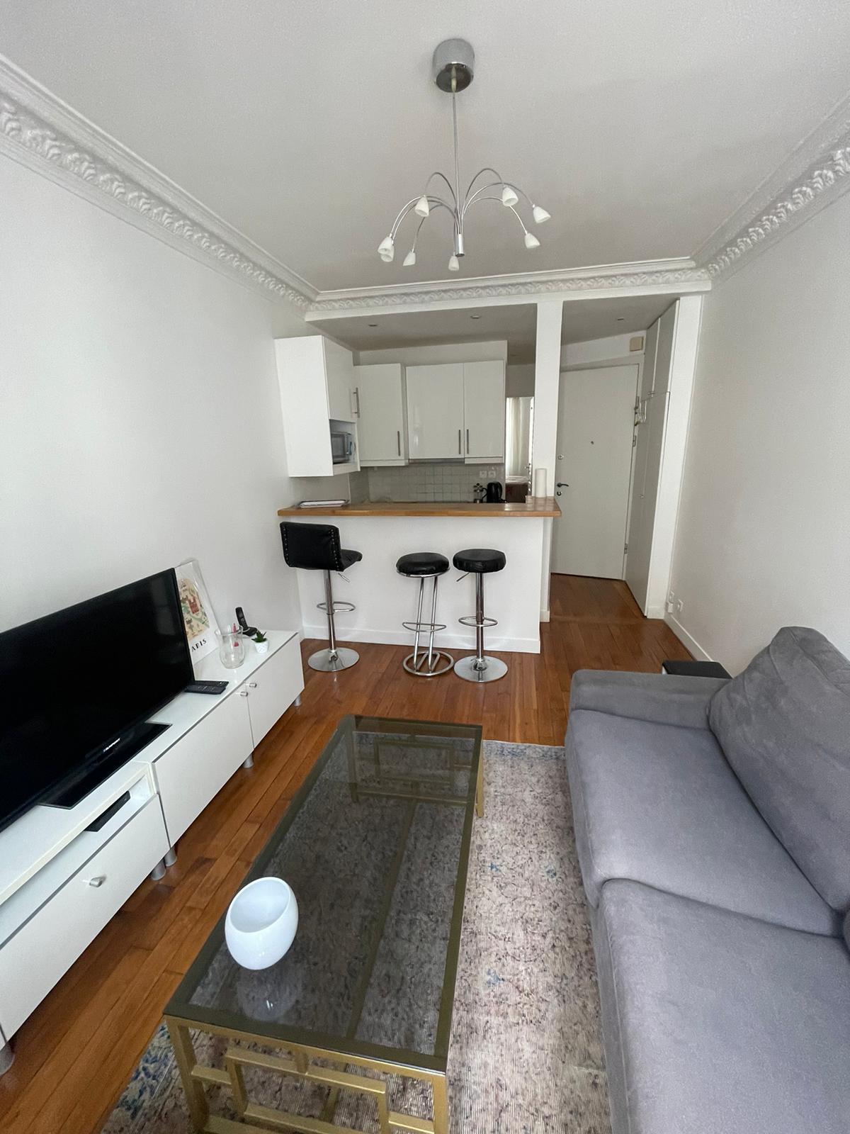 Estudio Independiente Paris 229739