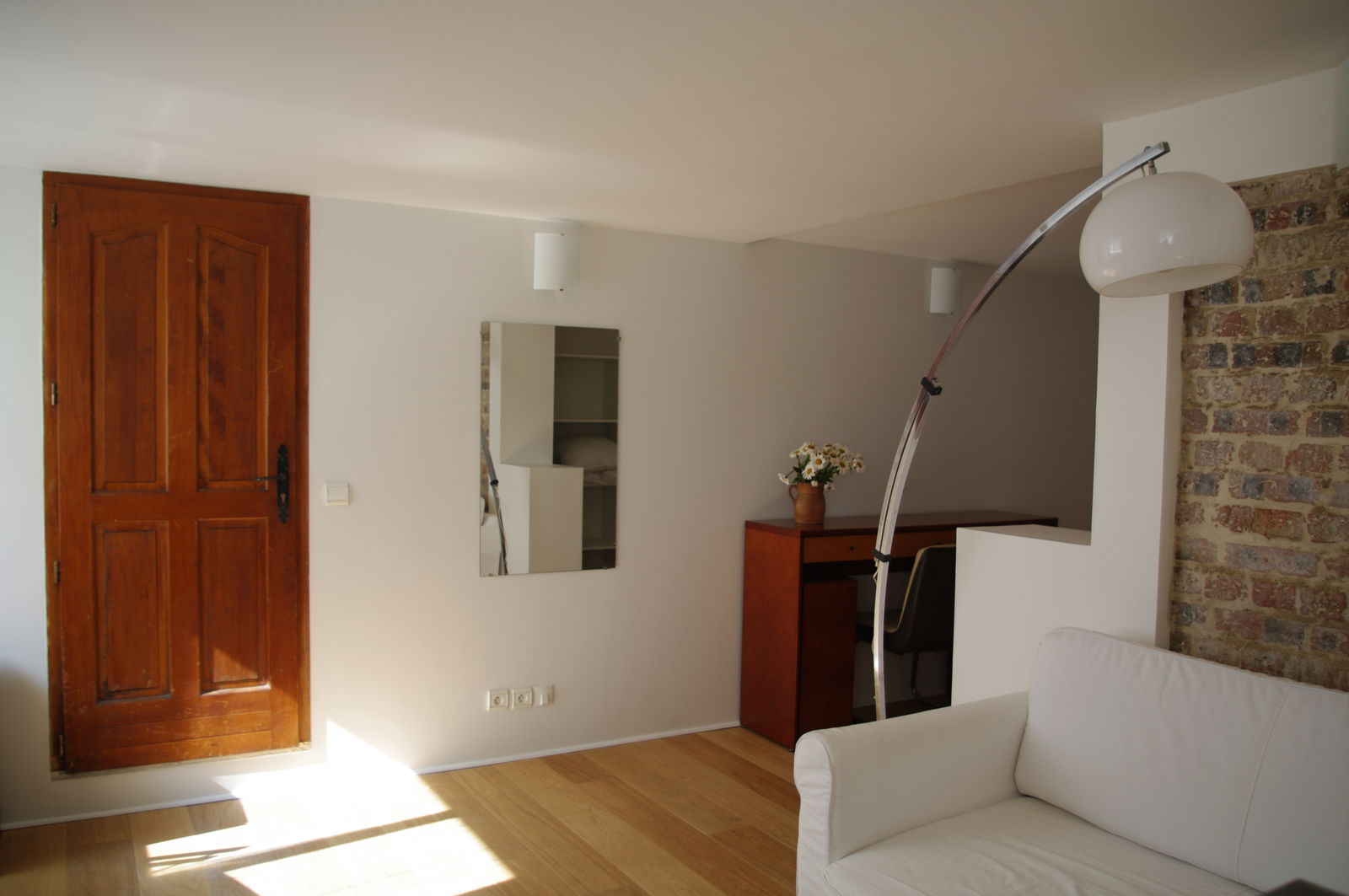 Unabhängiges Studio Romainville 625520
