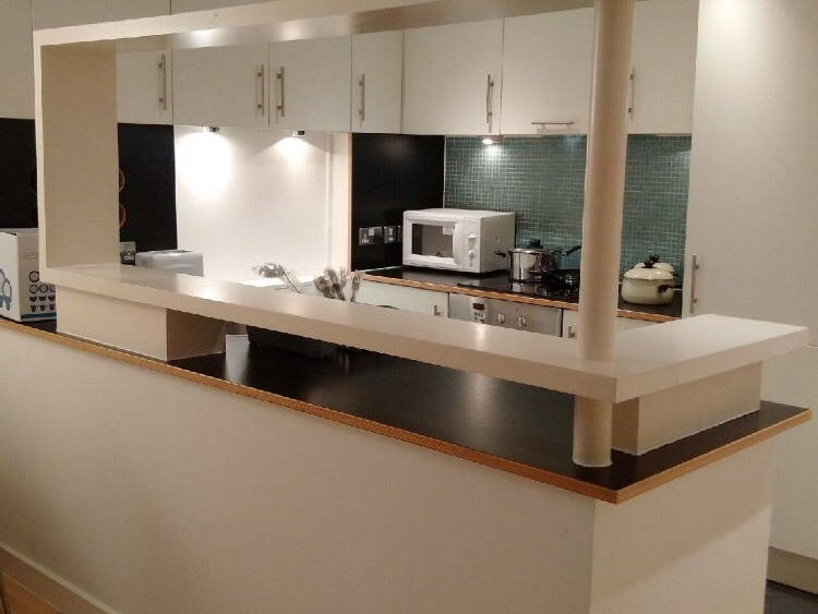 Kolokation London 124622-3