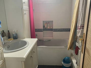 Chambre chez l'habitant à louer à Lannemezan - photo 3 : salle de bain-3
