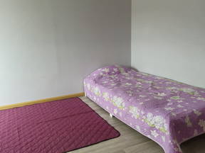 Habitación privada en piso compartido para 1 persona solo mujer