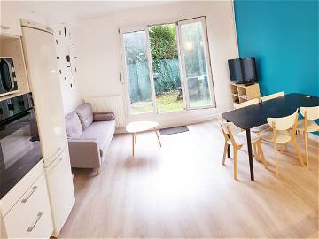 Roomlala | Une Colocation De Standing Avec Grand Jardin