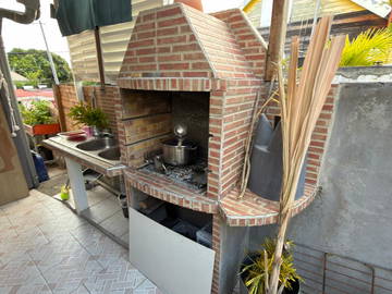 Chambre chez l'habitant à louer à Rivière-Salée - photo 1 : autre pièce-1