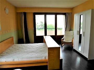 Roomlala | Università di Rennes 2. Ampia camera con balcone Villejean.